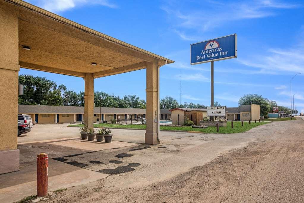 Americas Best Value Inn Giddings Exterior photo